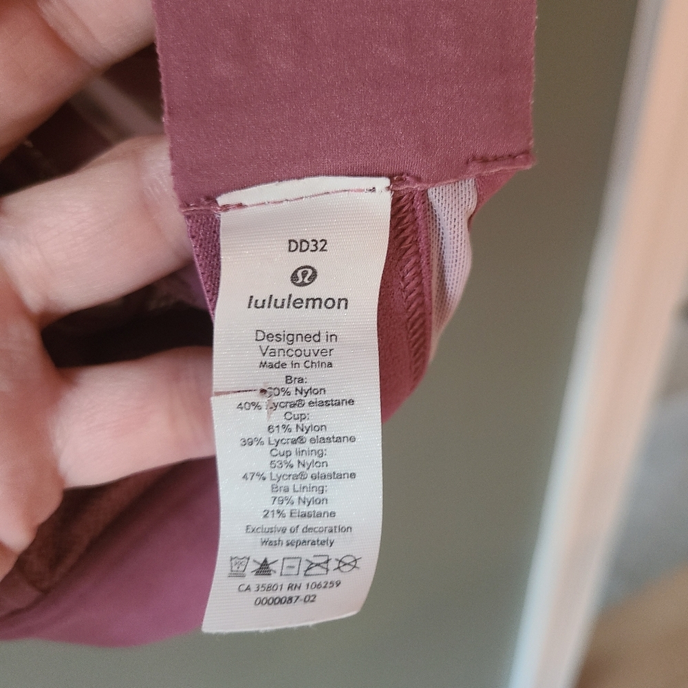 Lululemon Awake To Lace Bra, Size DD32 - Picture 7 of 8